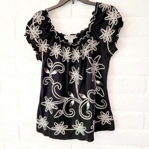 Lauren Michelle Blouse Size Large Floral Embroidery with Metallic Applique